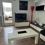 Atico Centro Sol Y Vistas * 萨拉戈萨